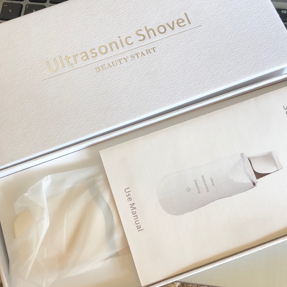 POREFESSIONAL ULTRASONIC SKIN SCRUBBER